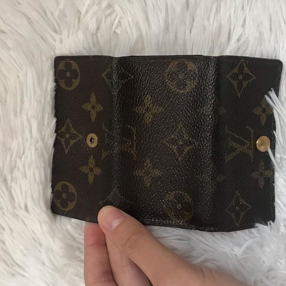 Louis Vuitton 4 Key Holder Wallet Monogram - Picture 6 of 13